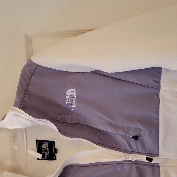 THE NORTH FACE DENALI JACKET CREAM AND GREY GOOD CONDITION. - Picture 3 of 12